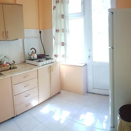 Apartment Near The Republic Square Ереван Экстерьер фото